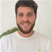 Soy profesor con 6 años de experiencia. Con mi apoyo, podrás alcanzar tus objetivos y superarte a ti mismo